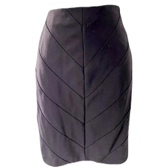 🏠 White House Black Market/ Instantly Slimming/ Black Midi skirt/  Size US 4 - Picture 1 of 12
